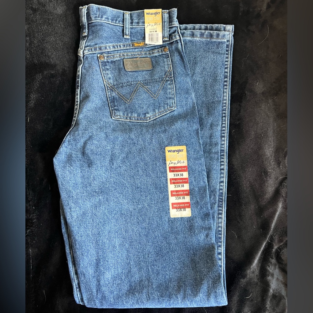 🦃NWT WRANGLER George Strait Cowboy Cut Denim 33 x 38 🦃